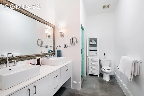 Sold by Compass | media 6