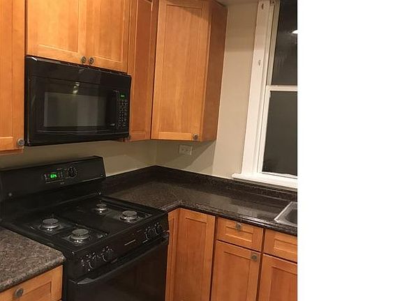 3rd image of 1048 N Monticello Ave