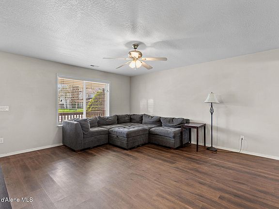 4th image of 9179 N Prescott Dr