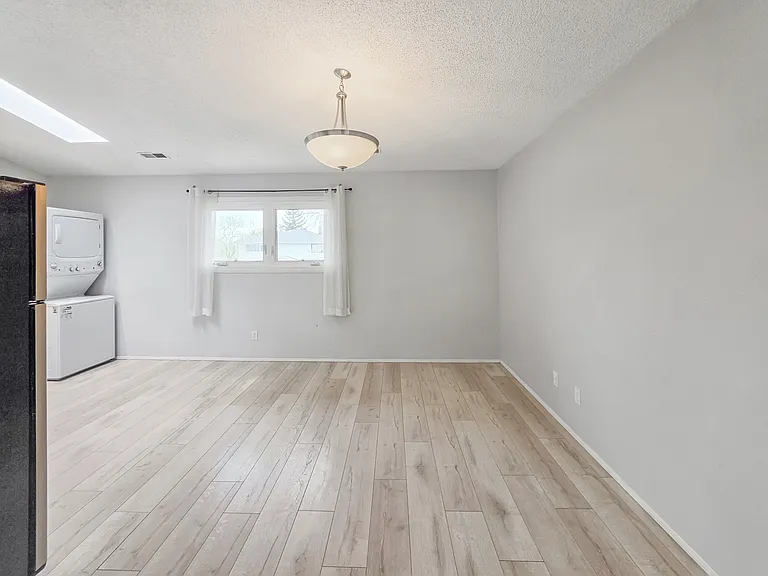 4534B Stanley Rd SW — Photo 11