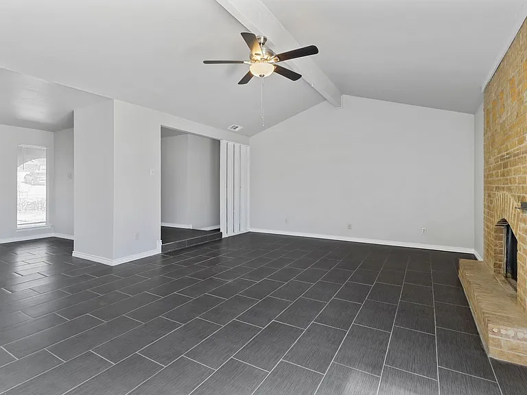 1020 Mountview Dr — Photo 13