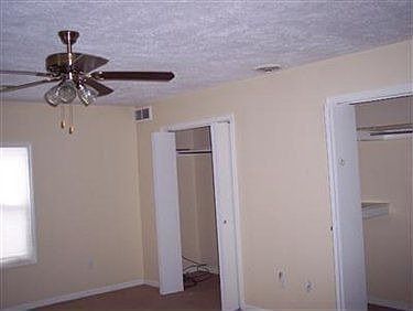 2nd image of 812 Lyndon Ave