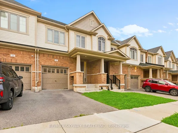 5 Gloria St N, Kitchener, ON N2R 0R1