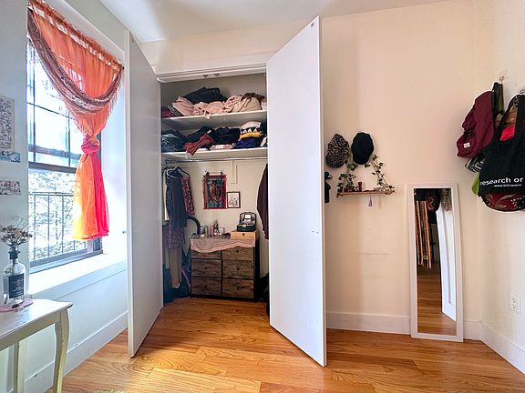 5th image of 79 W 127th St APT 4C