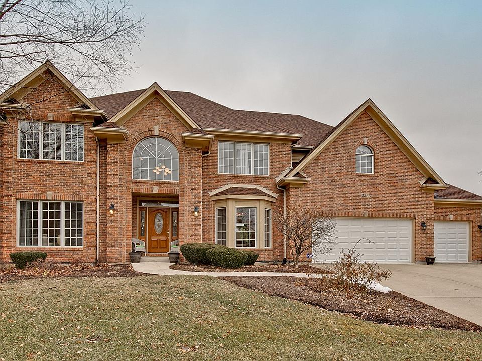 1st image of 2335 Hill Ln
