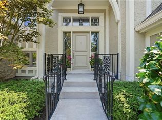12401 Granada Rd, Leawood, KS 66209