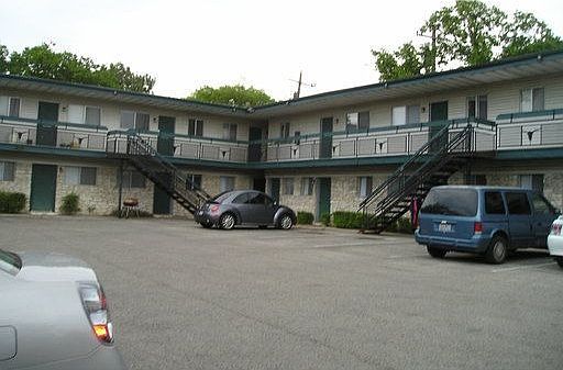 1st image of 926 E Dean Keeton St APT 205