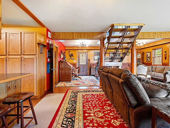 2nd image of 172 Hurd Road