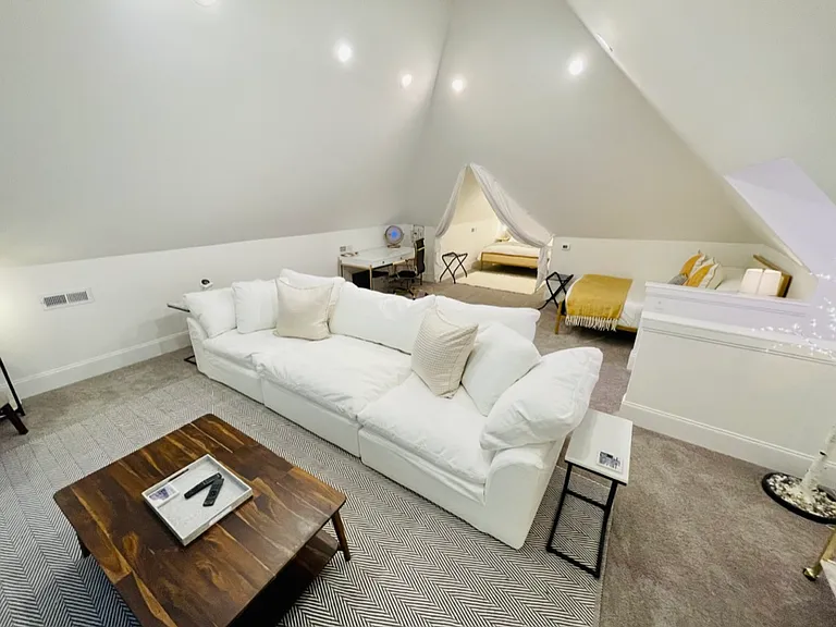 464 N Martin Luther King Blvd — Photo 6