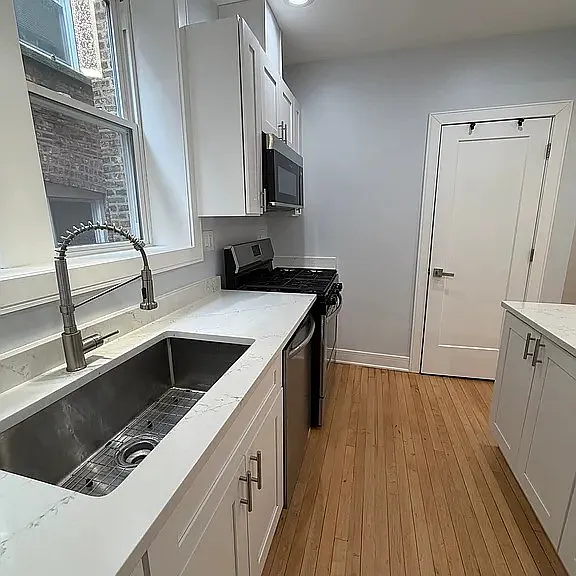 5411 N Campbell Ave #1F — Photo 3