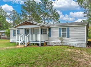 284 Michaelangelo Rd E, Defuniak Springs, FL 32433