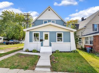 6 Palmer St NW, Grand Rapids, MI 49505