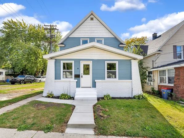 6 Palmer St NW, Grand Rapids, MI 49505