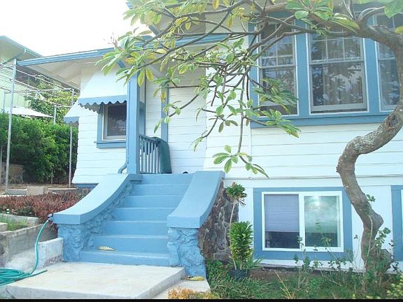 Front of House-front entrance/stairs