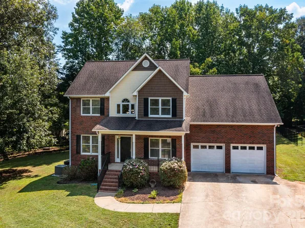 2507 Ashley Ct, Belmont, NC 28012