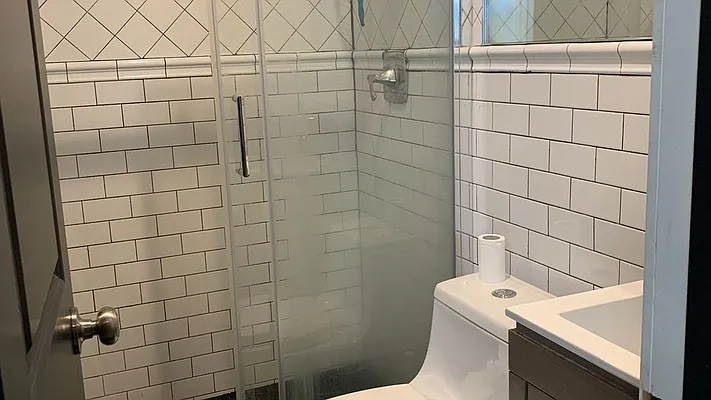 Rented by Nooklyn NYC LLC | media 12