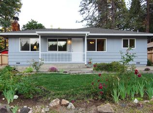 6298 Fairview Dr, Pollock Pines, CA 95726