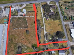 1190 Wooten Rd, Beaumont, TX 77707