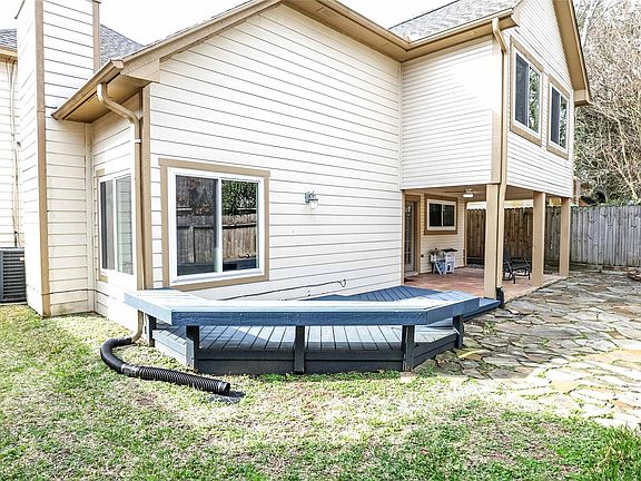 4th image of 1553 Beaconshire Rd