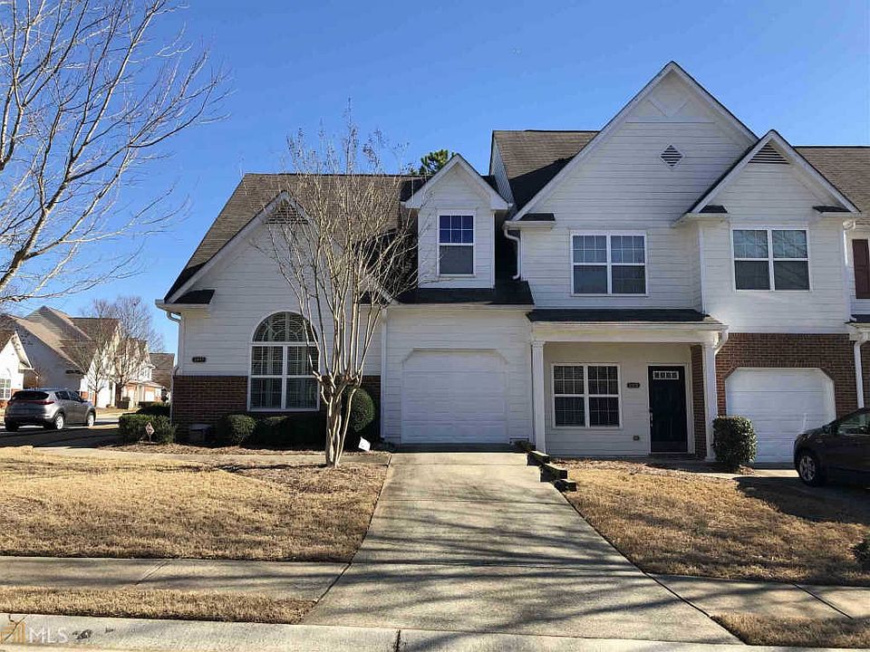 1st image of 2417 Suwanee Pointe Dr