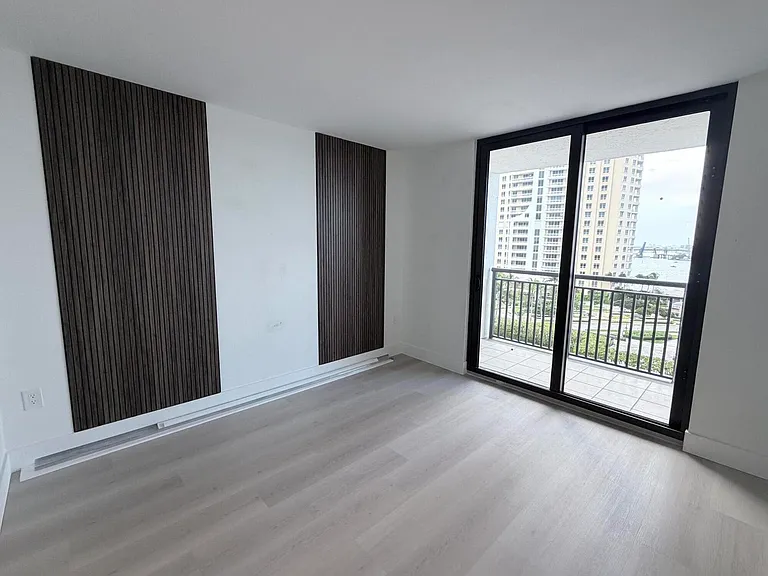 540 Brickell Key Dr #1224 — Photo 14