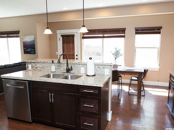 3rd image of 396 E Kelsey View Ln