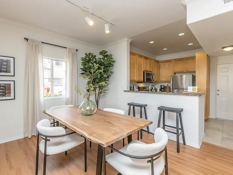 Colony Townhomes — Photo 60