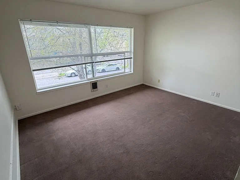 514 NW 21st St #13 — Photo 12