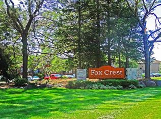 2807 W Glen Flora Ave APT 210, Waukegan, IL 60085