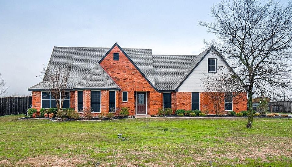 1st image of 4348 Clay Dr