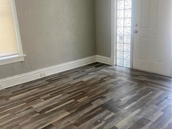 4th image of 6538 Julian Ave