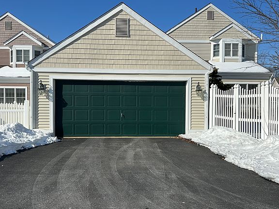 2nd image of 616 Yardley Ln