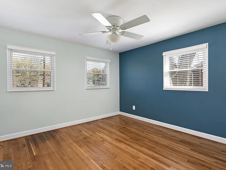 4428 Vermont Ave — Photo 9