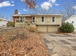 3511 NE Grant St, Lees Summit, MO 64064
