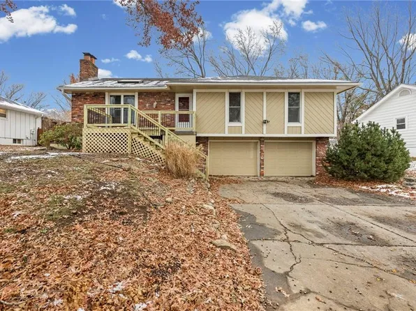 3511 NE Grant St, Lees Summit, MO 64064