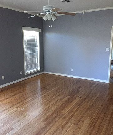 5th image of 200 Briarwood Cir