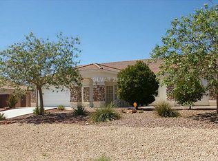 6820 Longmeadow Dr, Pahrump, NV 89061