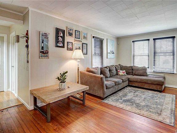 4th image of 22 Willoughby Pl