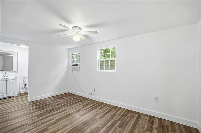 38515 Dickerson Ln — Photo 12