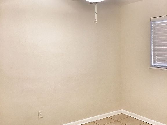 5th image of 140 W Palmer Ave APT 3
