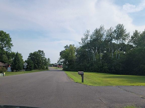 5th image of 324 Rudolph Rd
