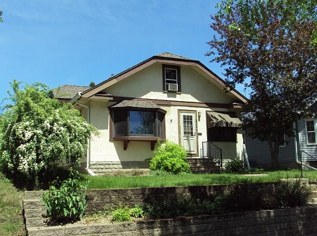 1st image of 1449 Wellesley Ave