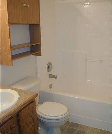 5th image of 3813 Pierre Ave
