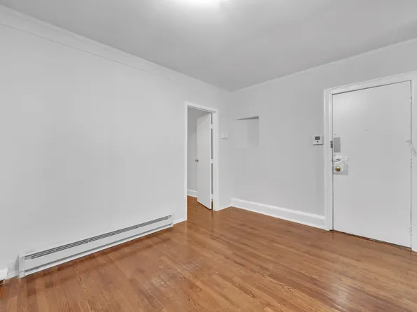 133 East 35th Street image 10 of 11