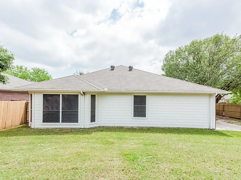 1601 Prescott Dr — Photo 20