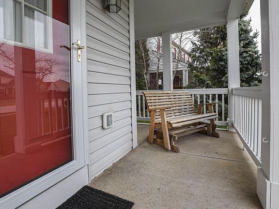 4th image of 1047 Margate Cir