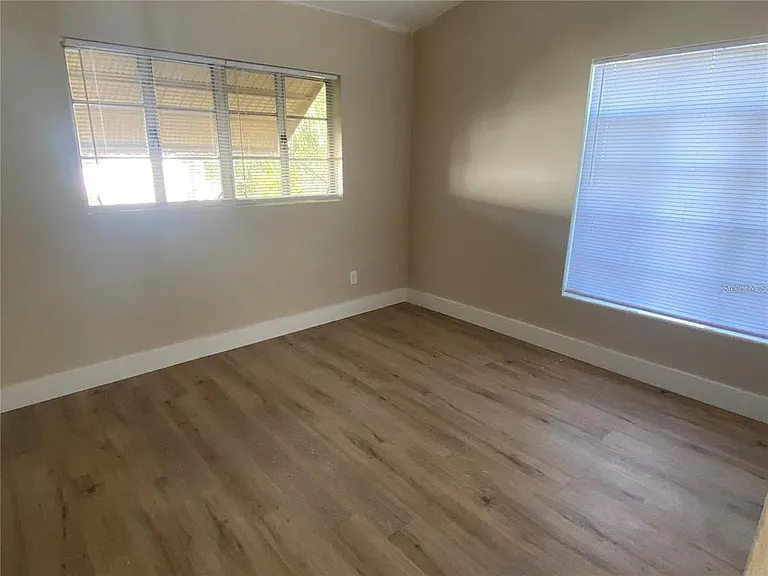 641 S Lakemont Ave — Photo 14