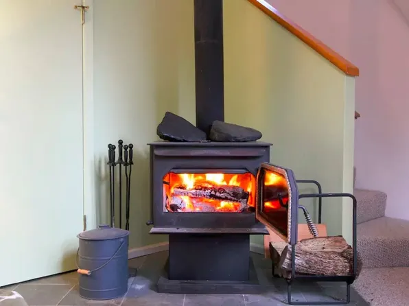 18 Huckleberry Hts #Id1515891p, Cazadero, CA 95421