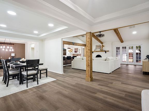 3rd image of 10922 Ferndale Rd