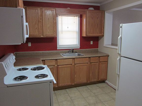 5th image of 1301 S Baird St
